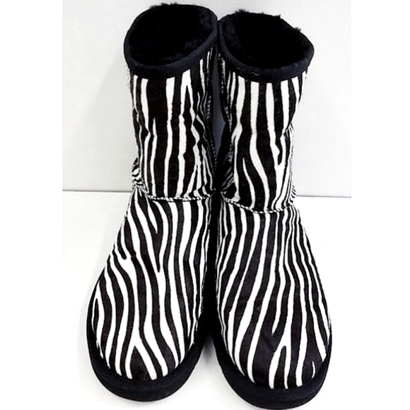 UGG Zebra Design SZ 9  Boots #1002790 Haircalf Leather Classic Short - Picture 4 of 10